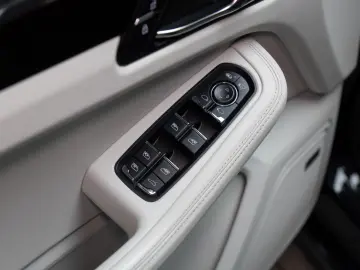 Porsche Macan GTS  LED  Pano  Bose  Chrono