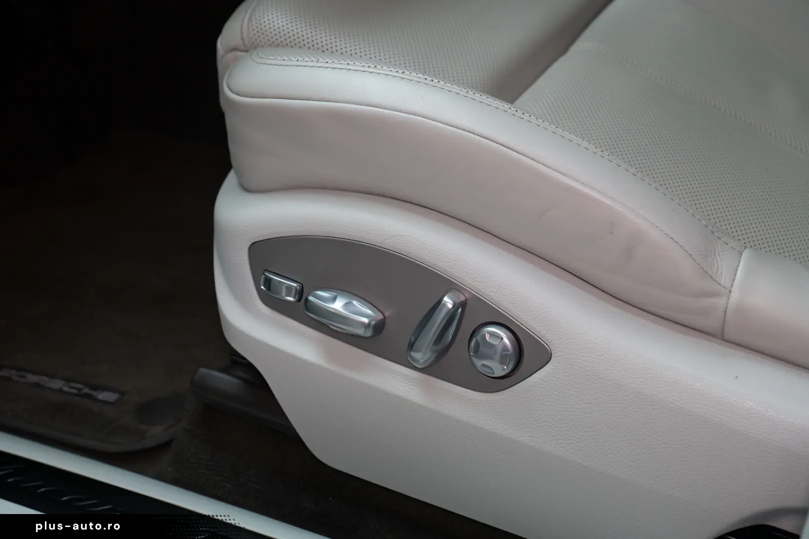 Porsche Macan GTS  LED  Pano  Bose  Chrono