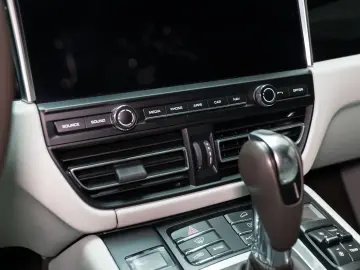 Porsche Macan GTS  LED  Pano  Bose  Chrono