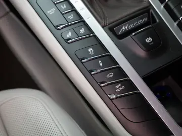Porsche Macan GTS  LED  Pano  Bose  Chrono
