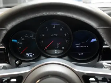 Porsche Macan GTS  LED  Pano  Bose  Chrono