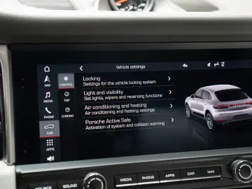Porsche Macan GTS  LED  Pano  Bose  Chrono