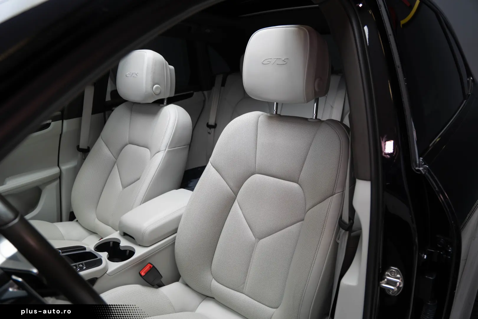 Porsche Macan GTS  LED  Pano  Bose  Chrono