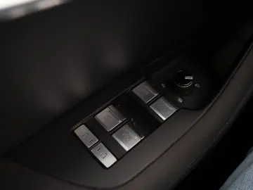 Audi A6 55 TFSI Quattro S line