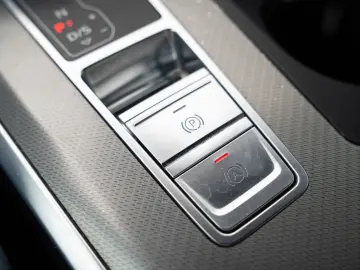 Audi A6 55 TFSI Quattro S line