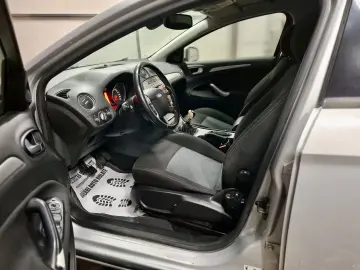 Ford Mondeo 2010 Ghia GARANTIE •Rate Fixe-Avans O%