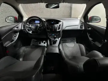 Ford Focus Titanium 2012 GARANTIE •Rate Fixe-Avans O%