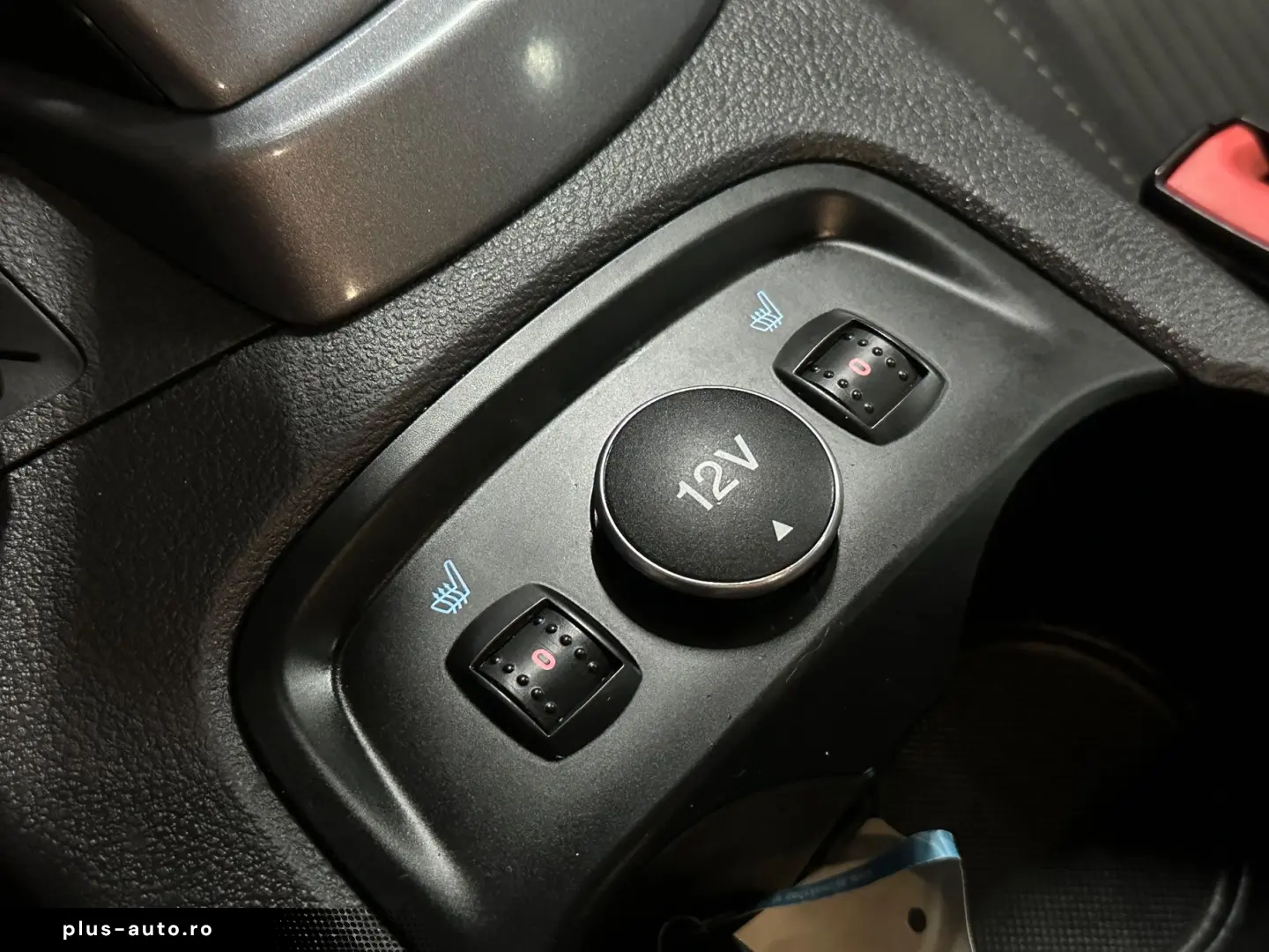 Ford Focus Titanium 2012 GARANTIE •Rate Fixe-Avans O%
