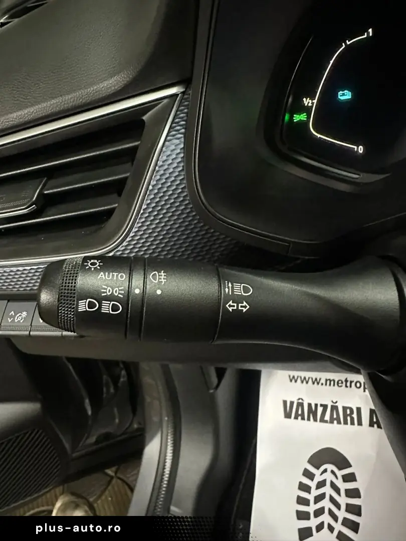 Renault Arkana E-Tech 2022 •Benzina Hybrid• LaneAssist Distr