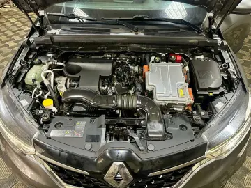 Renault Arkana E-Tech 2022 •Benzina Hybrid• LaneAssist Distr
