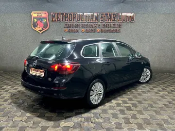 Opel Astra 2011 E5 •Volan Scaune încalzite• Navigatie