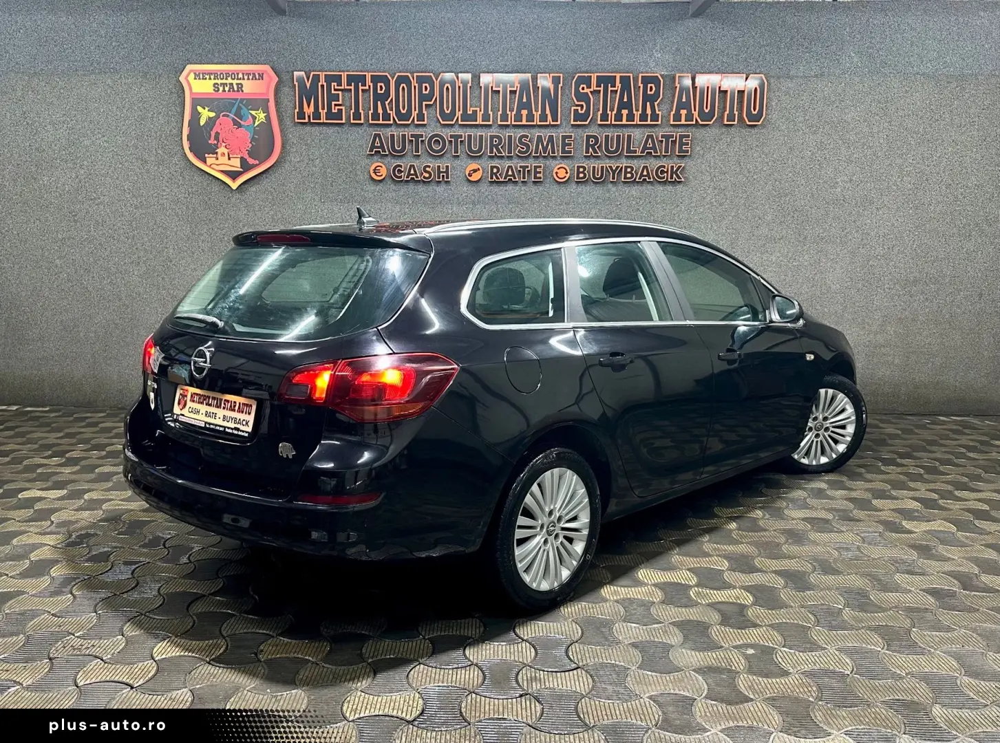 Opel Astra 2011 E5 •Volan Scaune încalzite• Navigatie