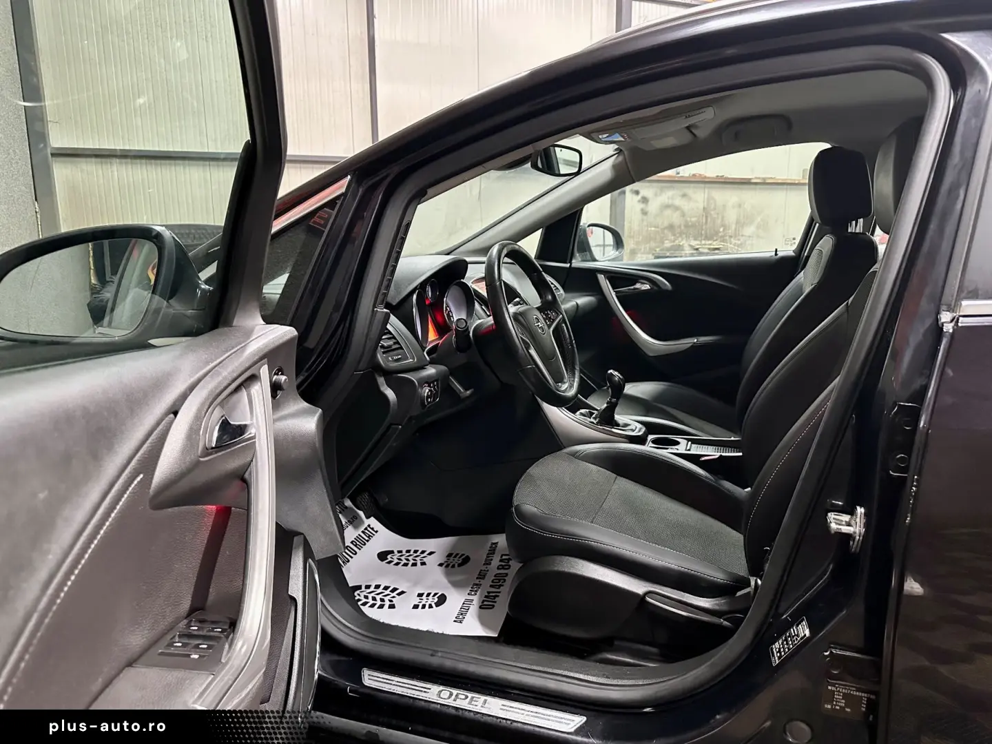 Opel Astra 2011 E5 •Volan Scaune încalzite• Navigatie