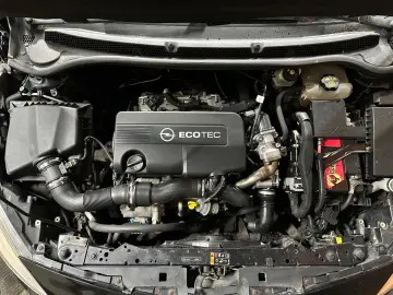 Opel Astra 2011 E5 •Volan Scaune încalzite• Navigatie