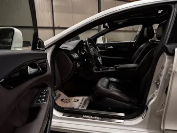 Mercedes-Benz CLS250 •Alb Perlat•