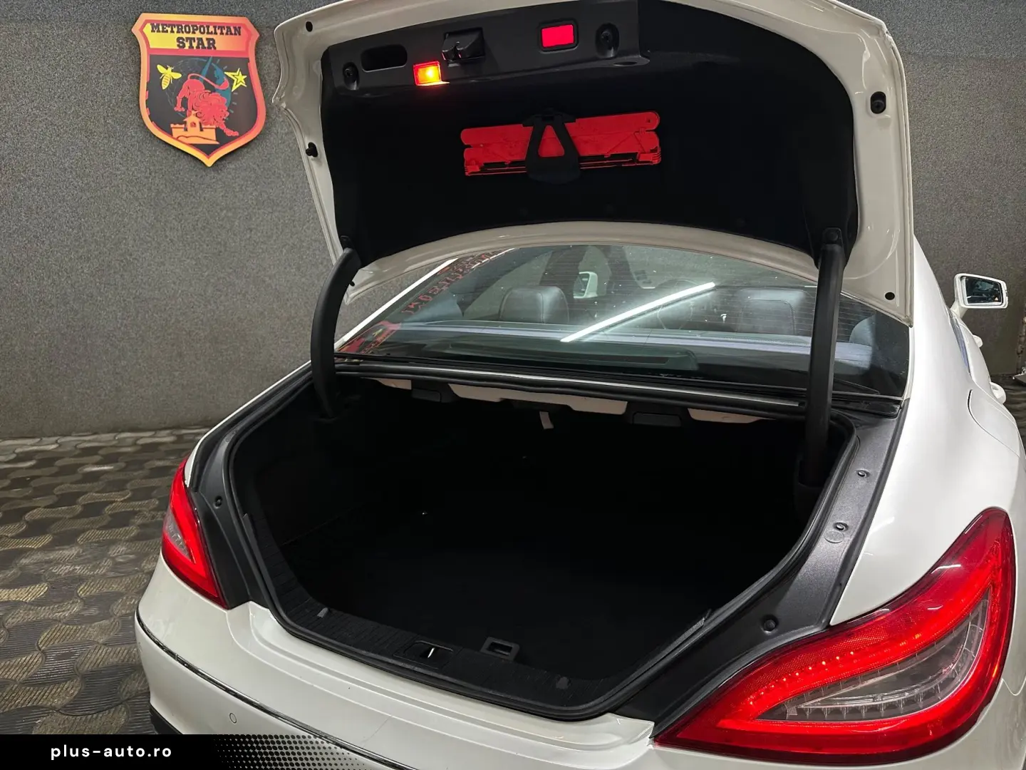 Mercedes-Benz CLS250 •Alb Perlat•