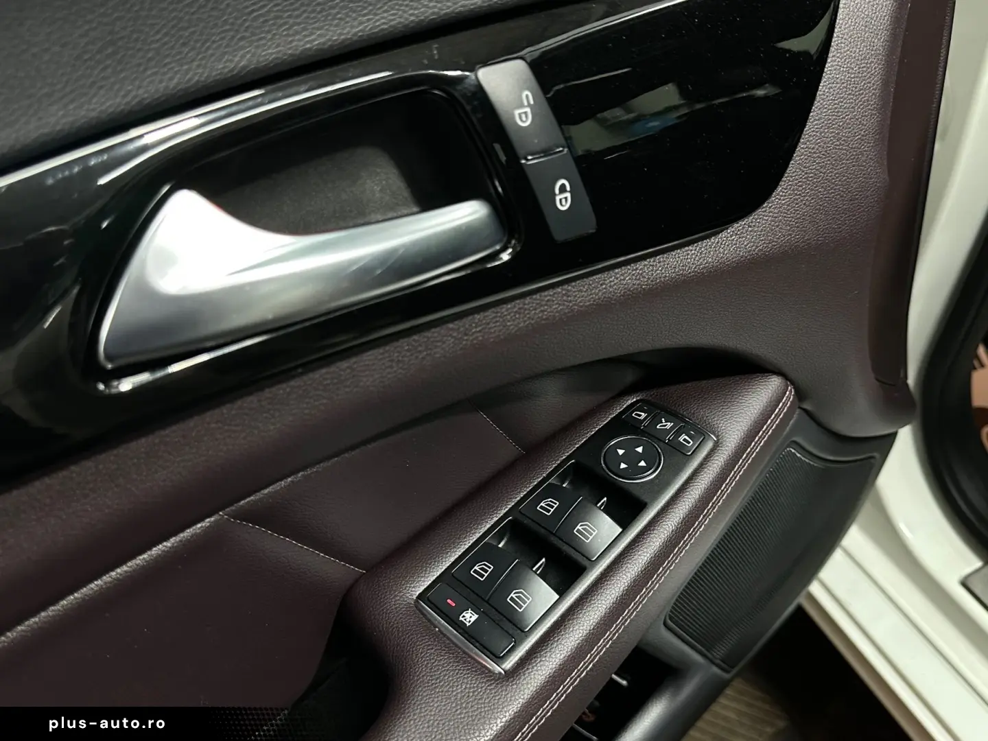 Mercedes-Benz CLS250 •Alb Perlat•