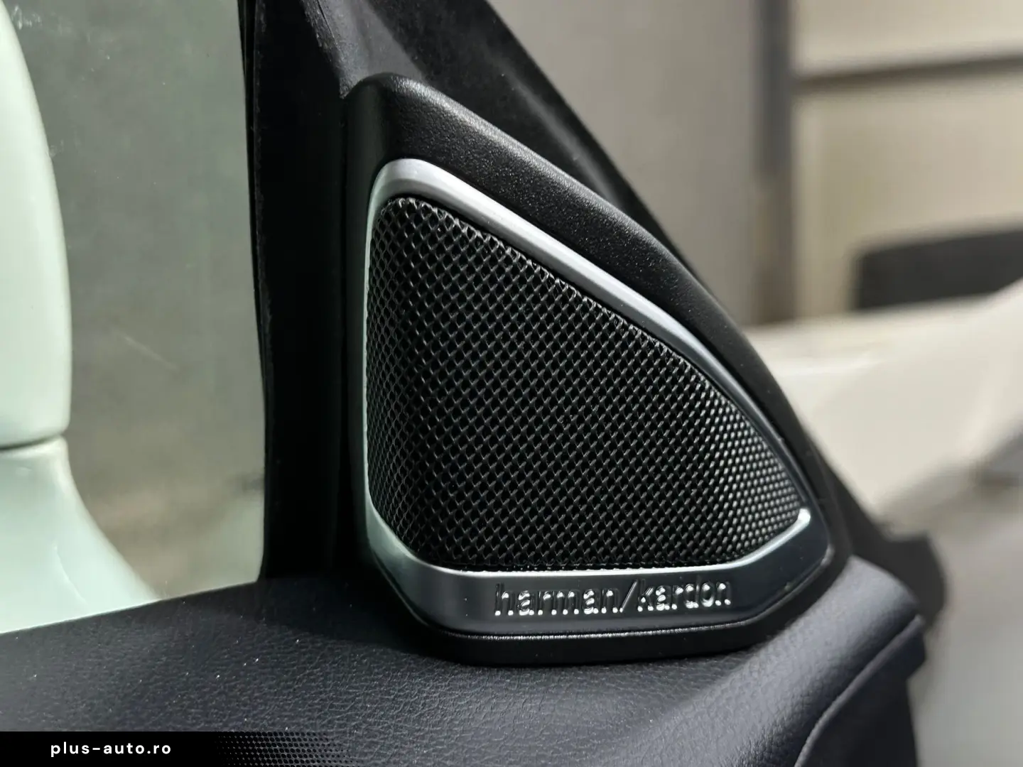 Mercedes-Benz CLS250 •Alb Perlat•