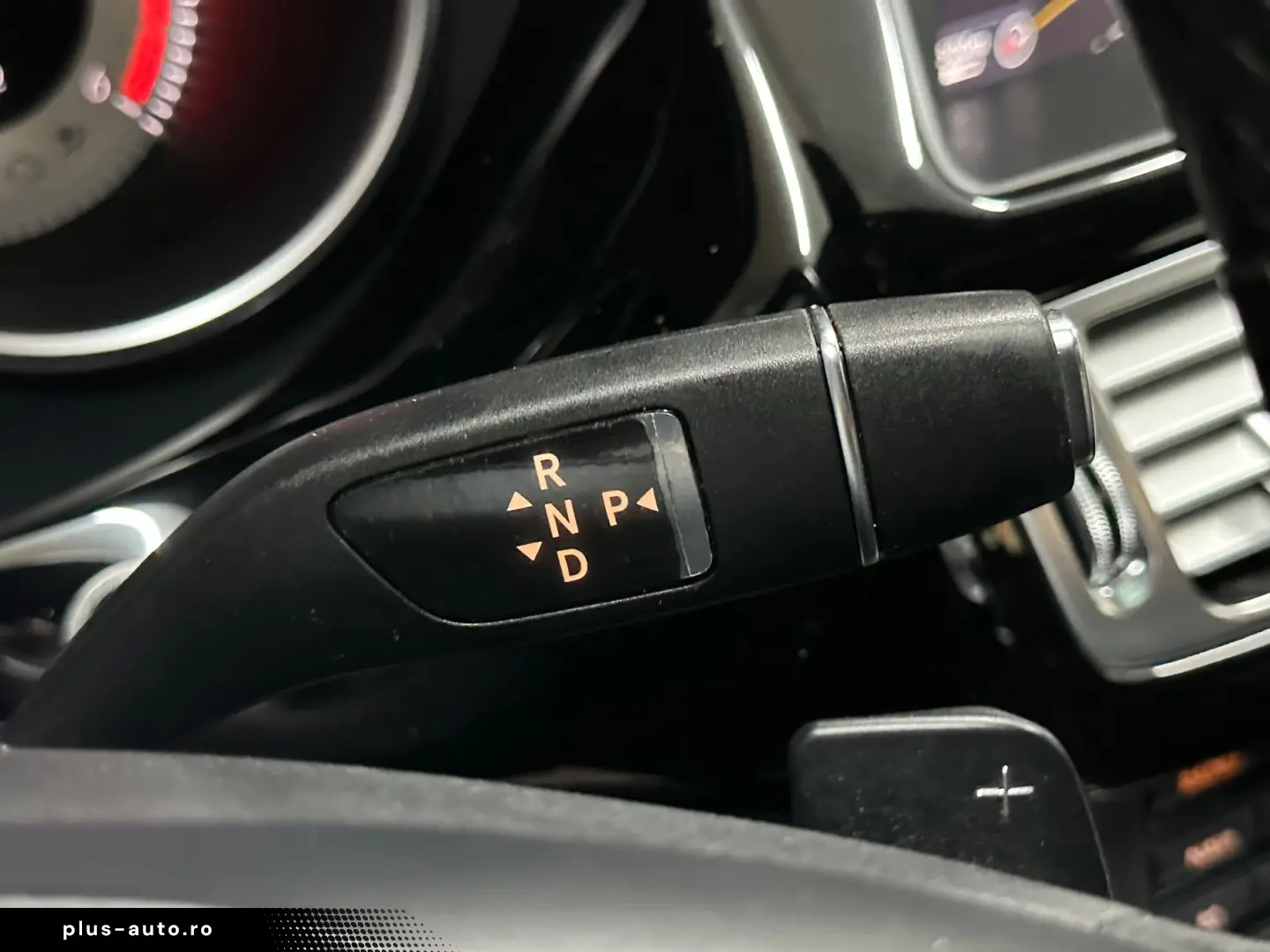 Mercedes-Benz CLS250 •Alb Perlat•
