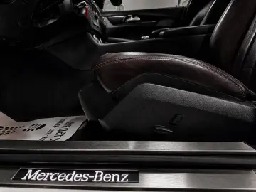 Mercedes-Benz CLS250 •Alb Perlat•