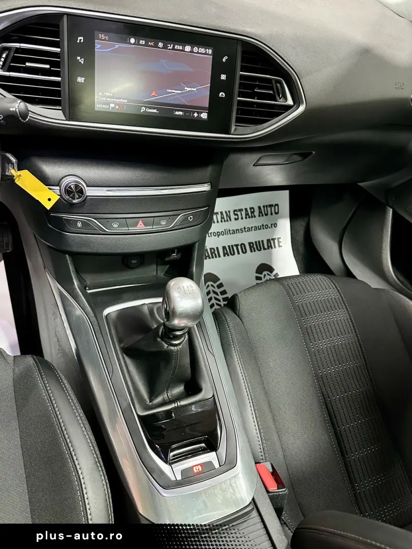 Peugeot 308 Benzina 2019 •Plafon Panoramic•