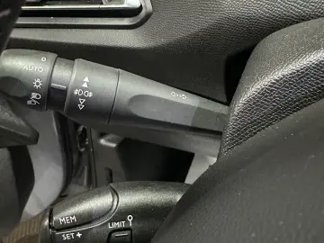 Peugeot 308 Benzina 2019 •Plafon Panoramic•
