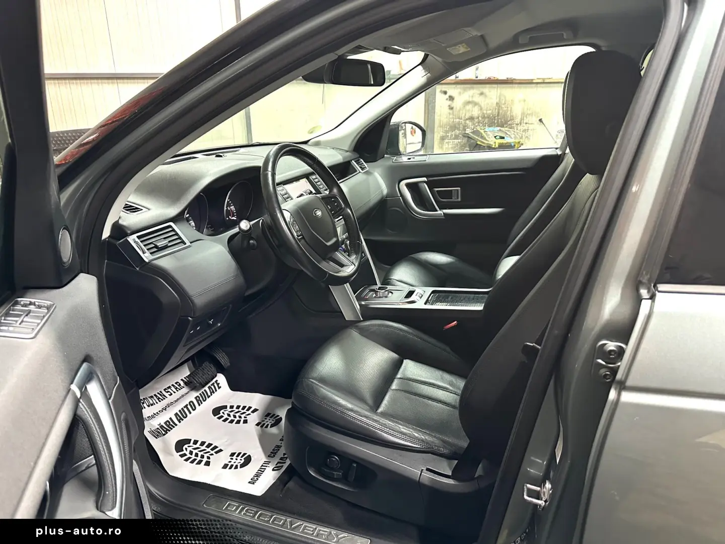 Land-Rover Discovery-Sport