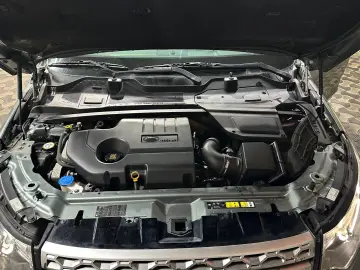 Land-Rover Discovery-Sport