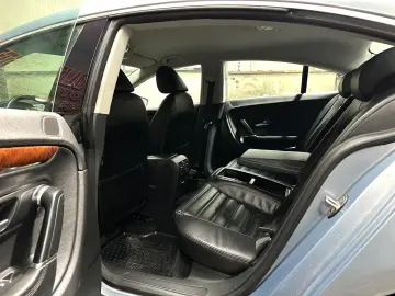 Volkswagen Passat-Cc