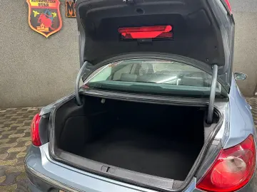 Volkswagen Passat-Cc