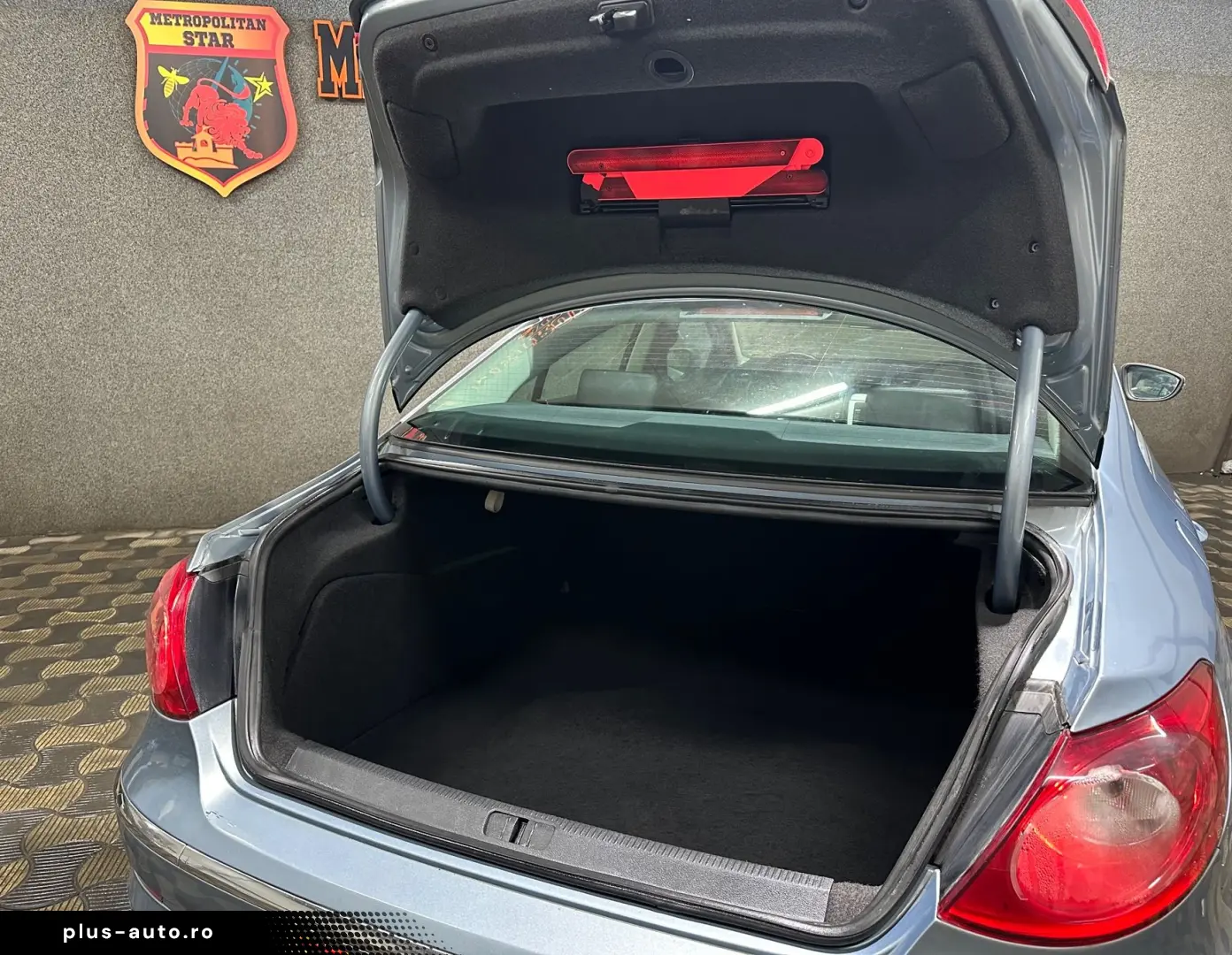 Volkswagen Passat-Cc