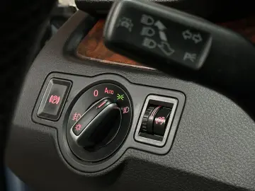 Volkswagen Passat-Cc