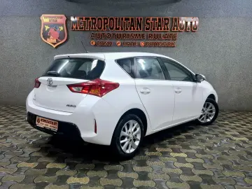 Toyota Auris 2013 E5 Garantie