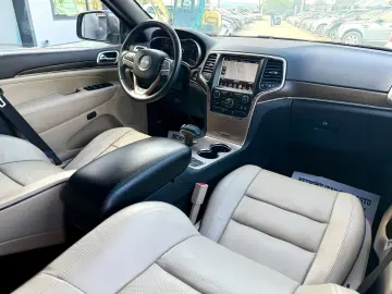 Jeep Grand-Cherokee