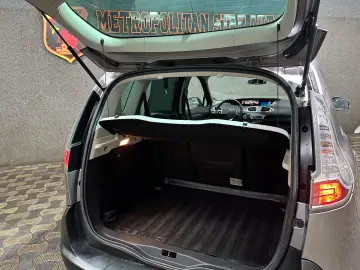 Renault Scenic Xmod 2014 •Rate Fixe