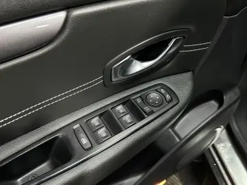 Renault Scenic Xmod 2014 •Rate Fixe