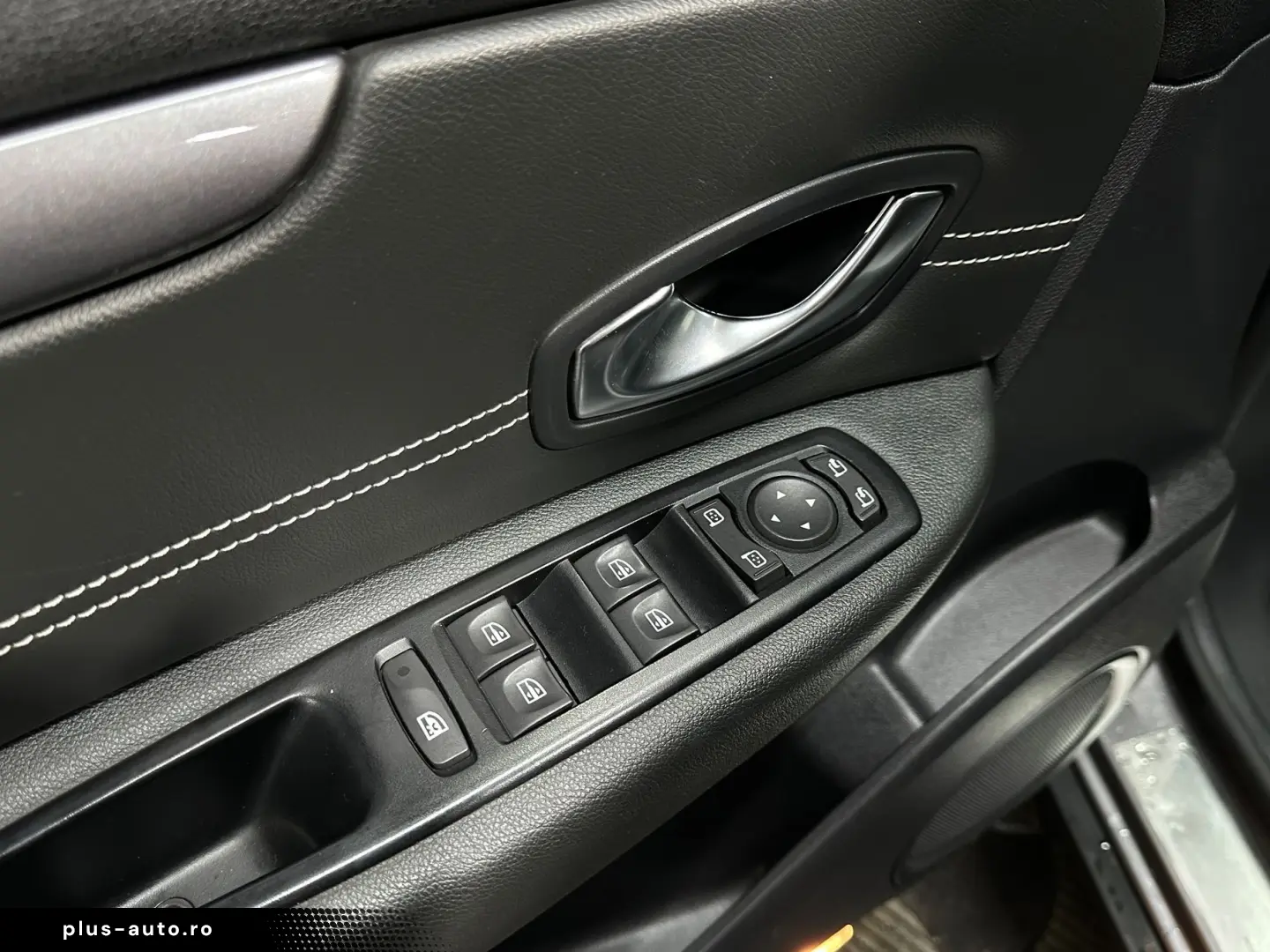 Renault Scenic Xmod 2014 •Rate Fixe