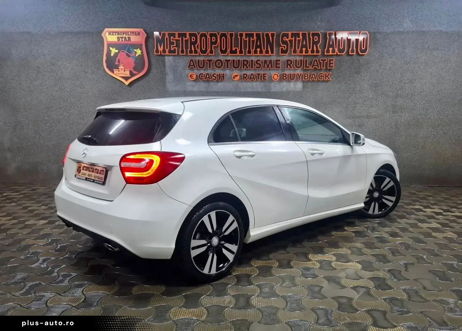 Mercedes-Benz A180
