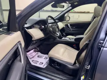 Land-Rover Discovery-Sport