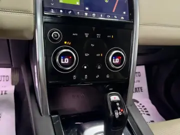 Land-Rover Discovery-Sport