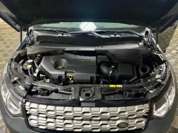 Land-Rover Discovery-Sport
