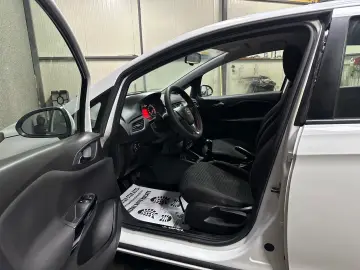Opel Corsa 2015 “Model Enjoy” Benzina GARANTIE