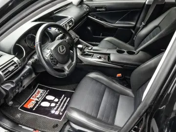 Lexus Seria-Is