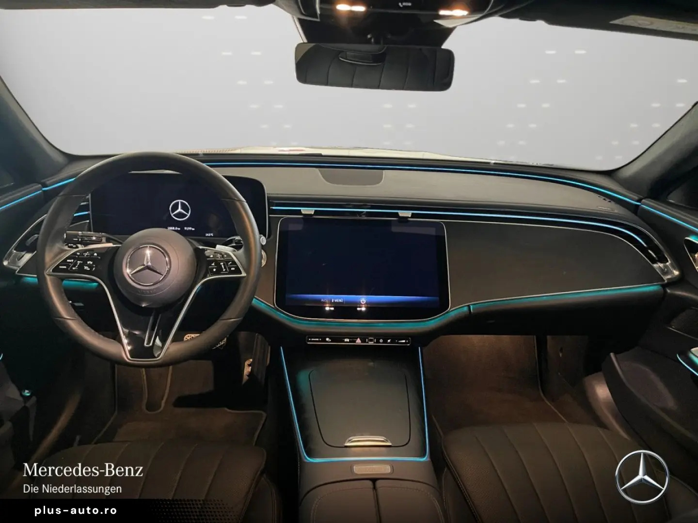 MERCEDES-BENZ E 200 Avantgarde Adv.  PANO DIGITAL MEMO 360