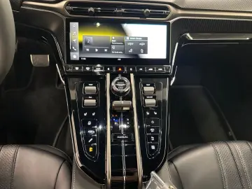 ASTON MARTIN VANTAGE Coupé
