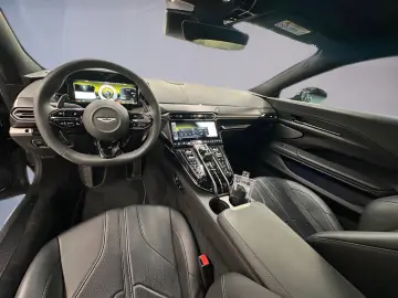 ASTON MARTIN VANTAGE Coupé