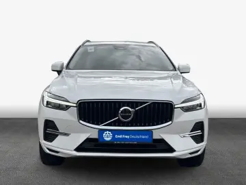 VOLVO XC60 B5 B AWD Core Weiß-Perl SiH GJR Win