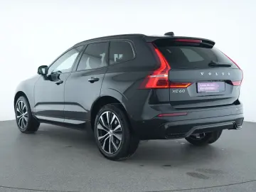 VOLVO XC60 Ultimate Dark ACC HuD Kamera Winter-Paket