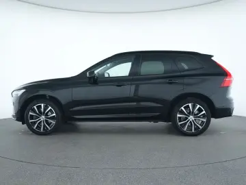 VOLVO XC60 Ultimate Dark ACC HuD Kamera Winter-Paket