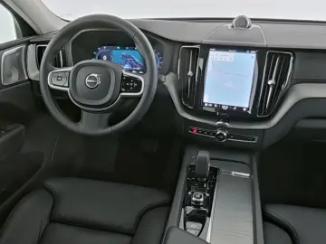 VOLVO XC60 Ultimate Dark ACC HuD Kamera Winter-Paket